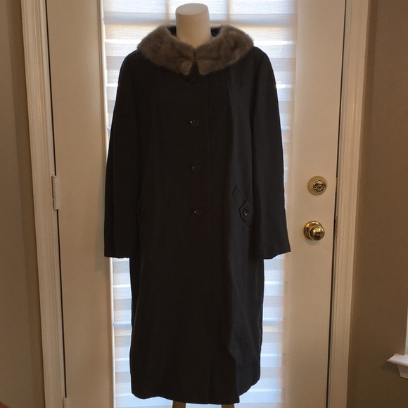 Lazarus of Virgina VINTAGE GRAY WOOL button UP LONG SWING COAT - Picture 6 of 13